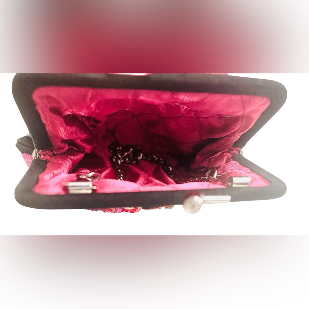 Vera Bradley 25th Anniversary Embroidered Kisslock Frame Bag/Clutch - Picture 4 of 5